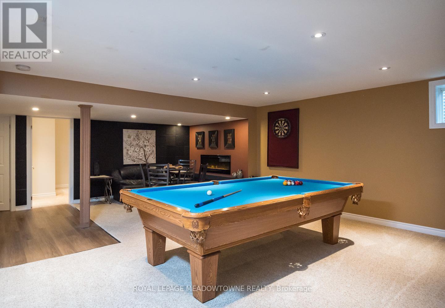 












720 LINGEN CRESCENT

,
Milton,




Ontario
L9T0E5

