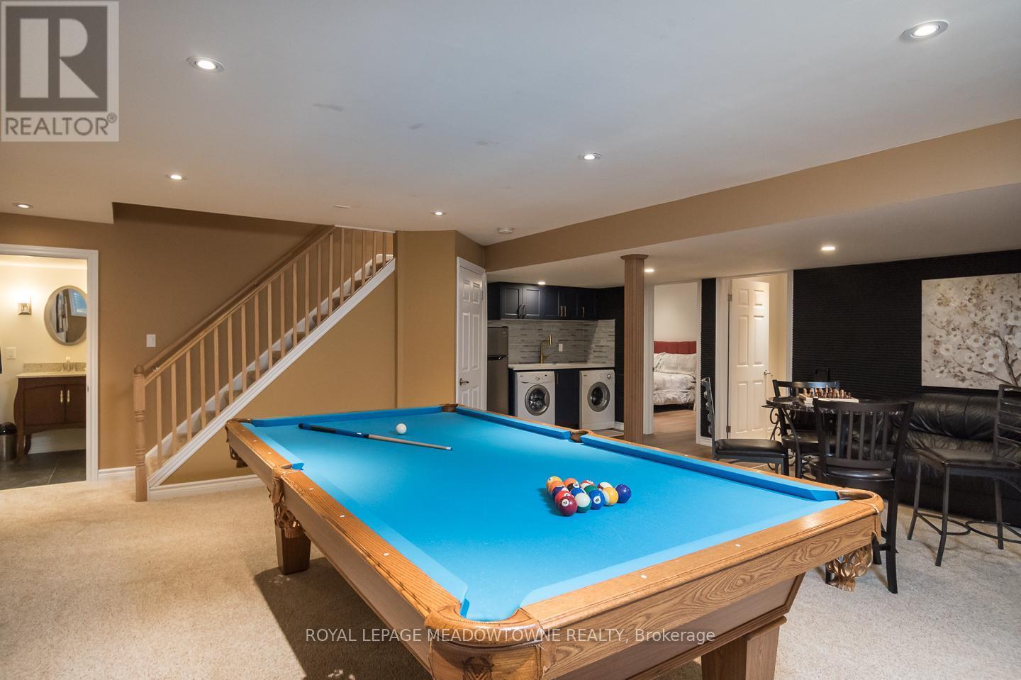 












720 LINGEN CRESCENT

,
Milton,




Ontario
L9T0E5

