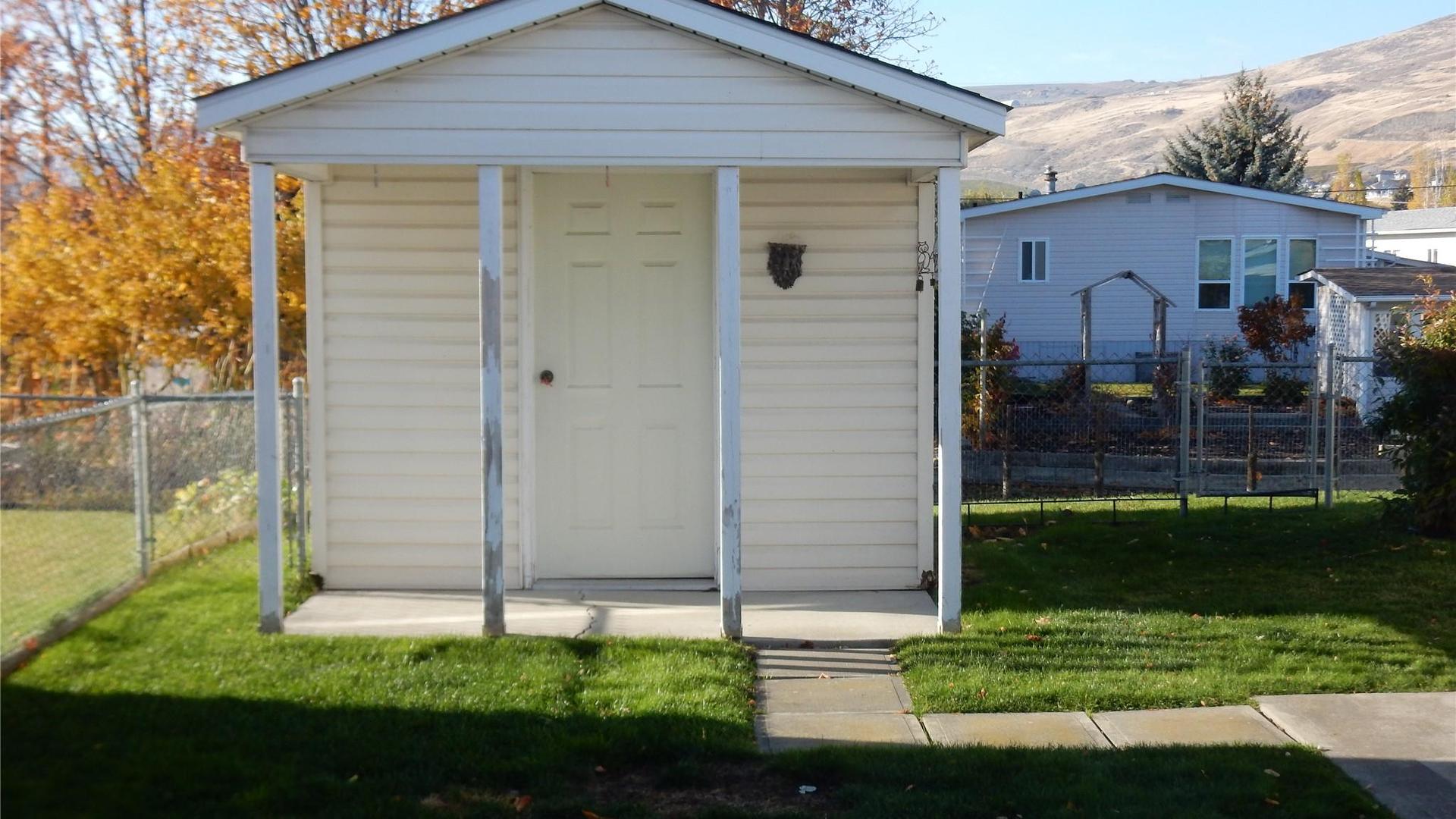 









6688


Tronson

Road, 118,
Vernon,




BC
V1H 1R9

