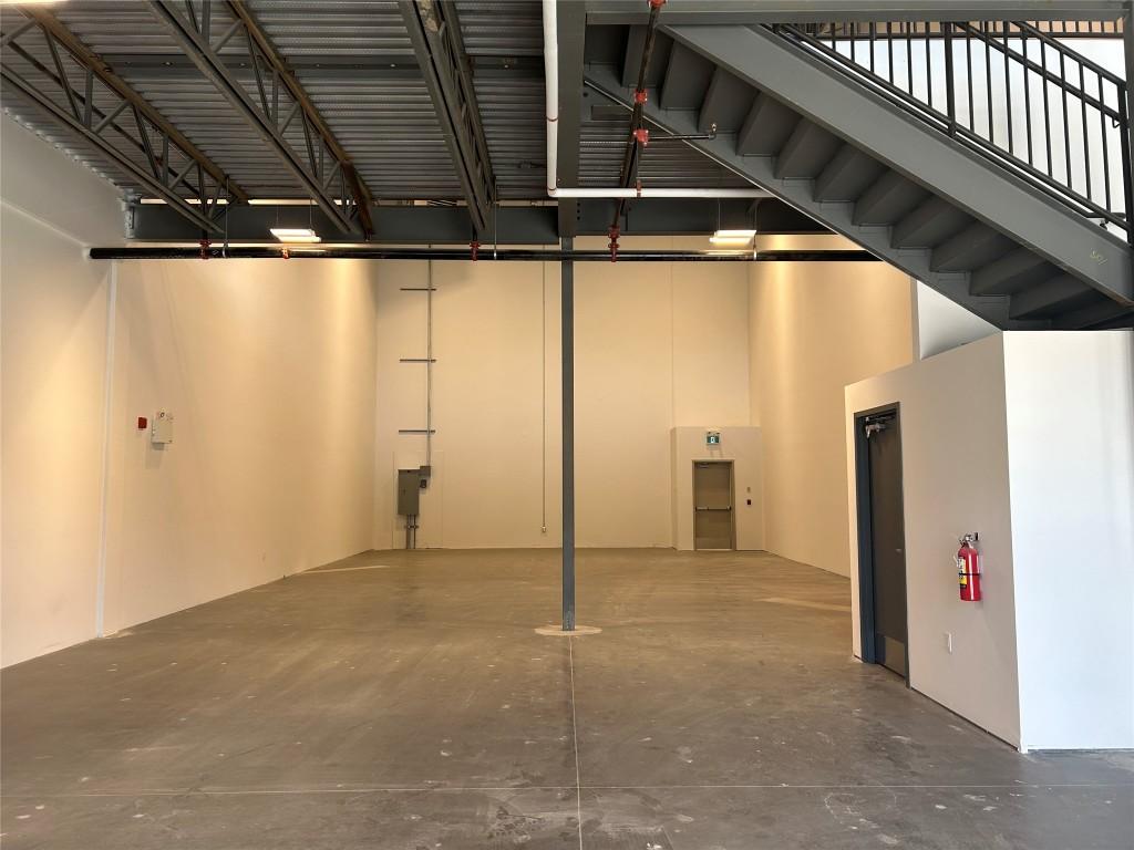 









2105


Matrix

Crescent, 132,
Kelowna,




BC
V1V 2A4

