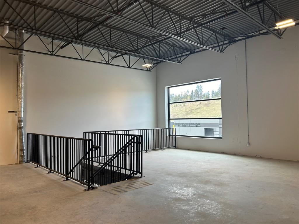 









2105


Matrix

Crescent, 132,
Kelowna,




BC
V1V 2A4

