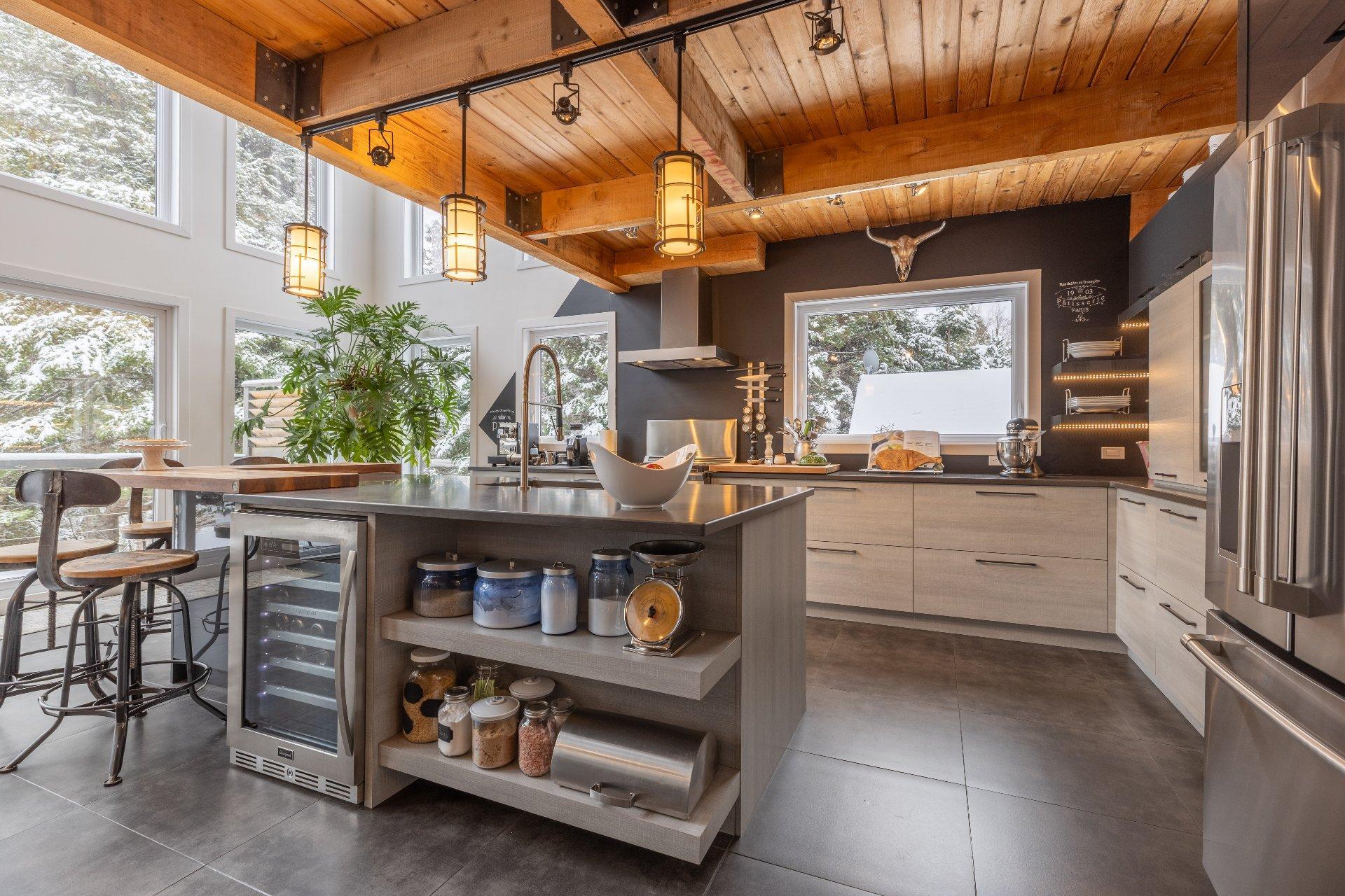 









421


Ch. Ferland

,
Saint-Michel-des-Saints,




QC
J0K3B0

