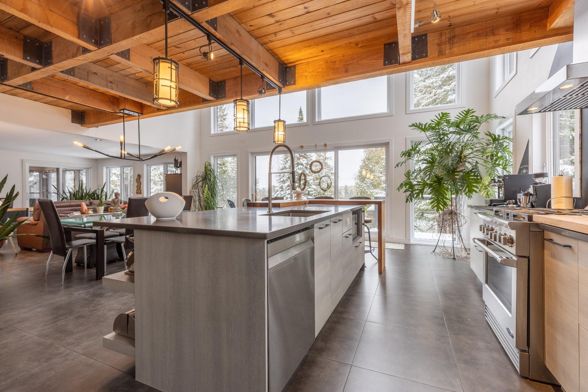 









421


Ch. Ferland

,
Saint-Michel-des-Saints,




QC
J0K3B0

