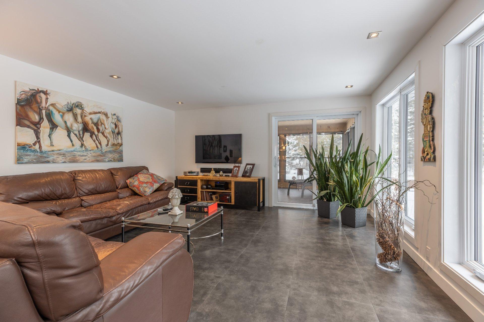 









421


Ch. Ferland

,
Saint-Michel-des-Saints,




QC
J0K3B0

