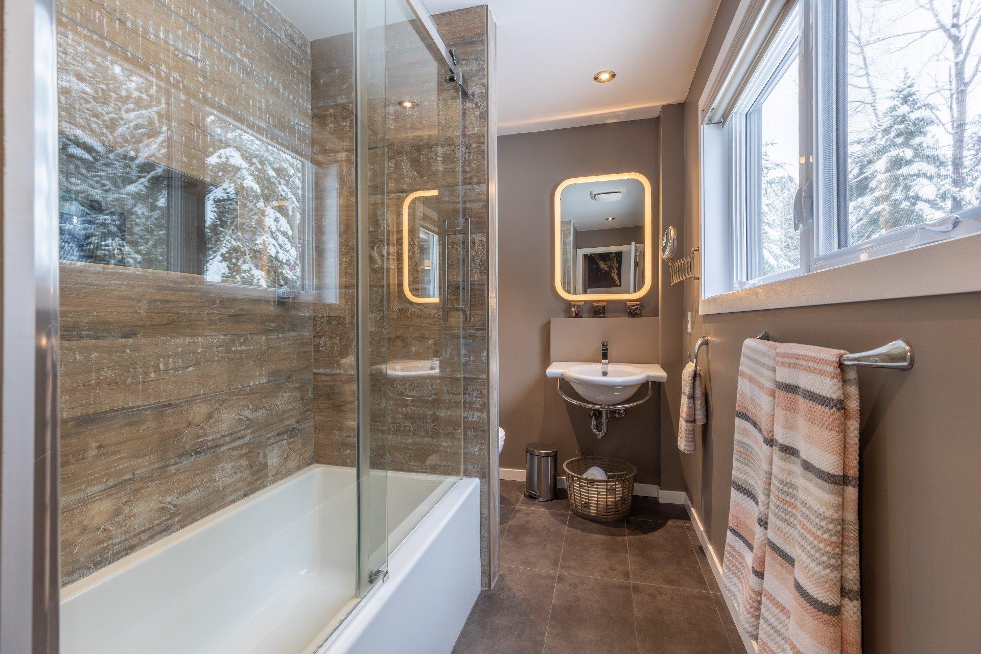 









421


Ch. Ferland

,
Saint-Michel-des-Saints,




QC
J0K3B0

