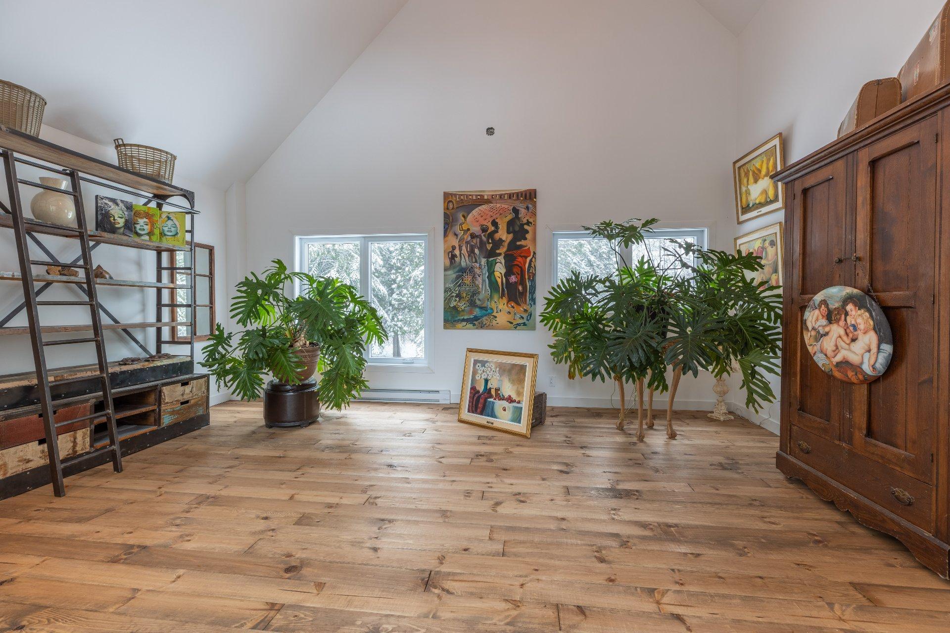 









421


Ch. Ferland

,
Saint-Michel-des-Saints,




QC
J0K3B0

