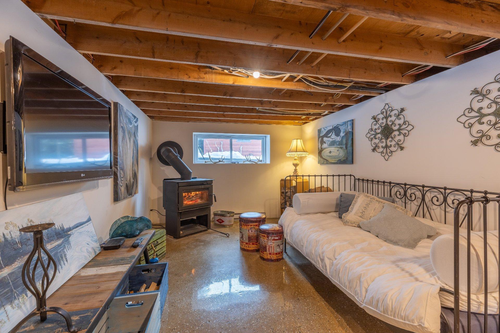 









421


Ch. Ferland

,
Saint-Michel-des-Saints,




QC
J0K3B0

