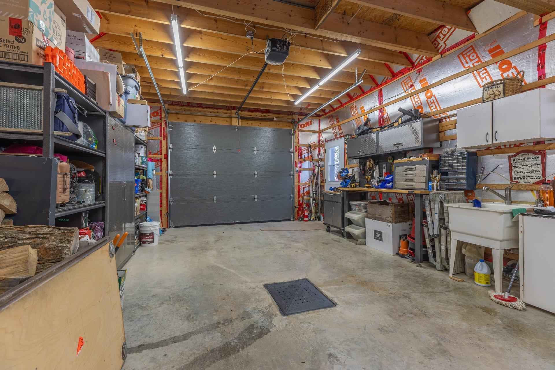 









421


Ch. Ferland

,
Saint-Michel-des-Saints,




QC
J0K3B0

