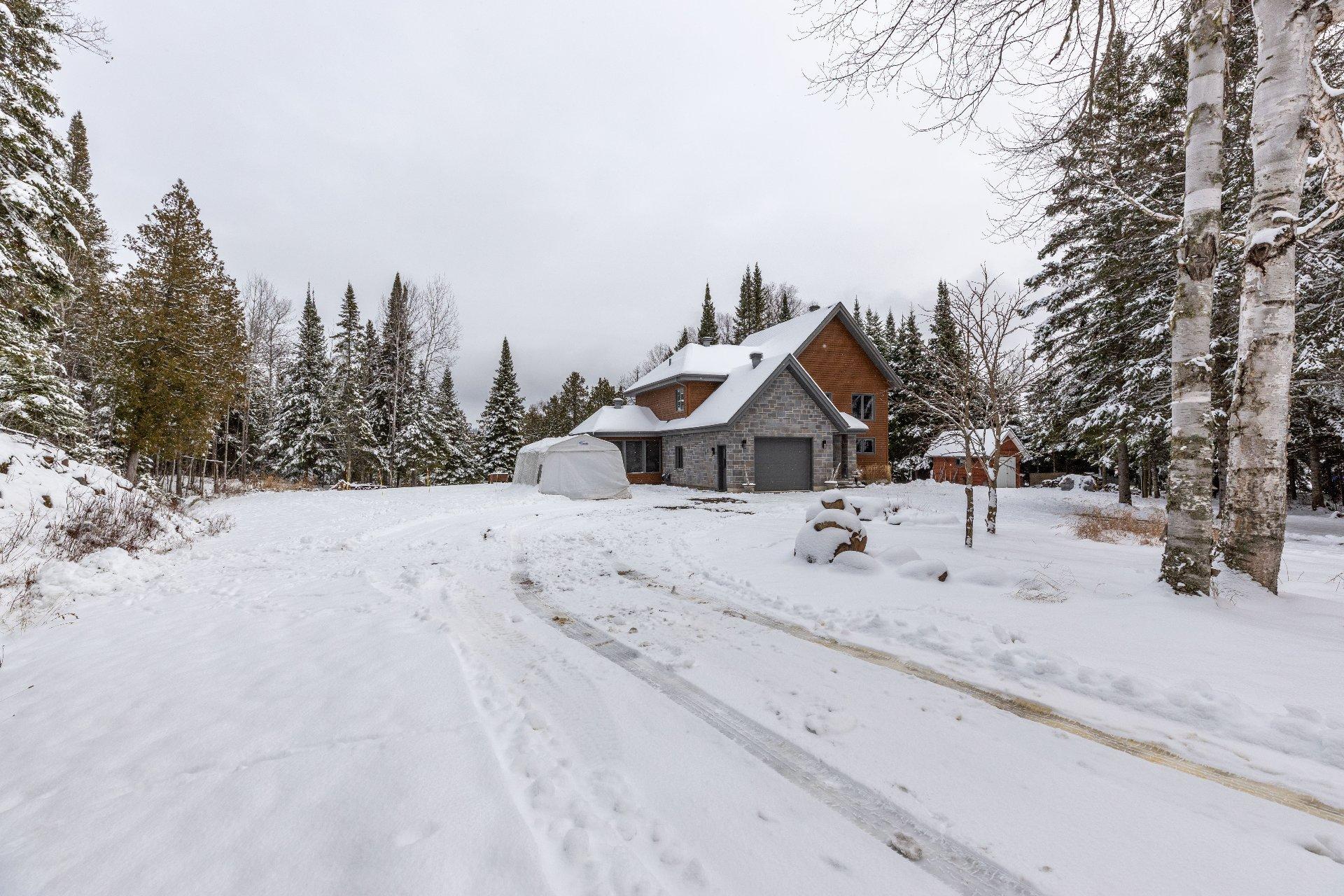 









421


Ch. Ferland

,
Saint-Michel-des-Saints,




QC
J0K3B0

