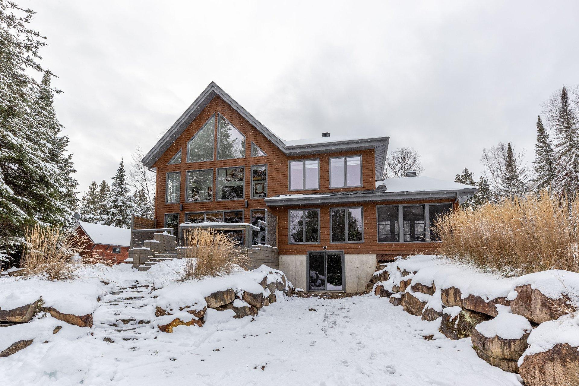 









421


Ch. Ferland

,
Saint-Michel-des-Saints,




QC
J0K3B0

