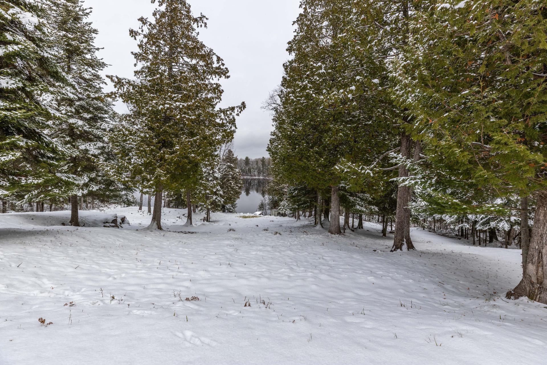 









421


Ch. Ferland

,
Saint-Michel-des-Saints,




QC
J0K3B0

