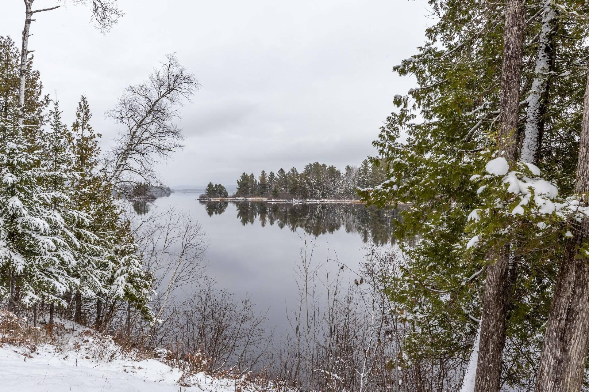 









421


Ch. Ferland

,
Saint-Michel-des-Saints,




QC
J0K3B0

