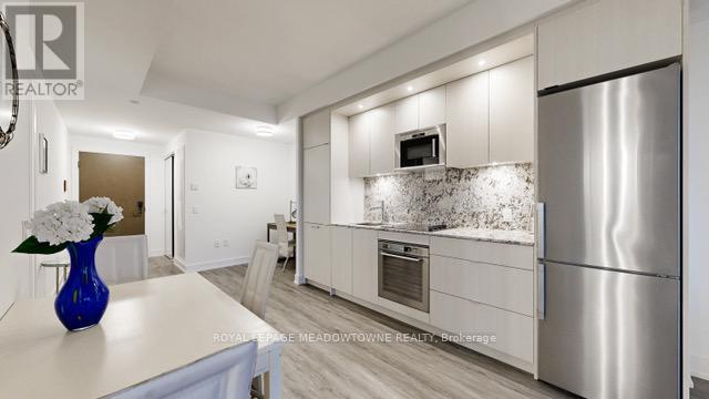 












1439 - 20 INN ON THE PARK DRIVE

,
Toronto,




Ontario
M3C0P8

