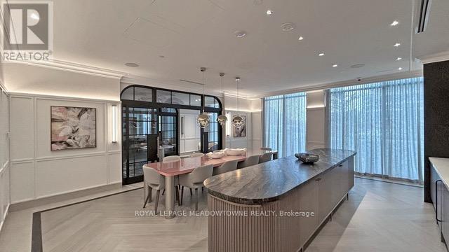 












1439 - 20 INN ON THE PARK DRIVE

,
Toronto,




Ontario
M3C0P8

