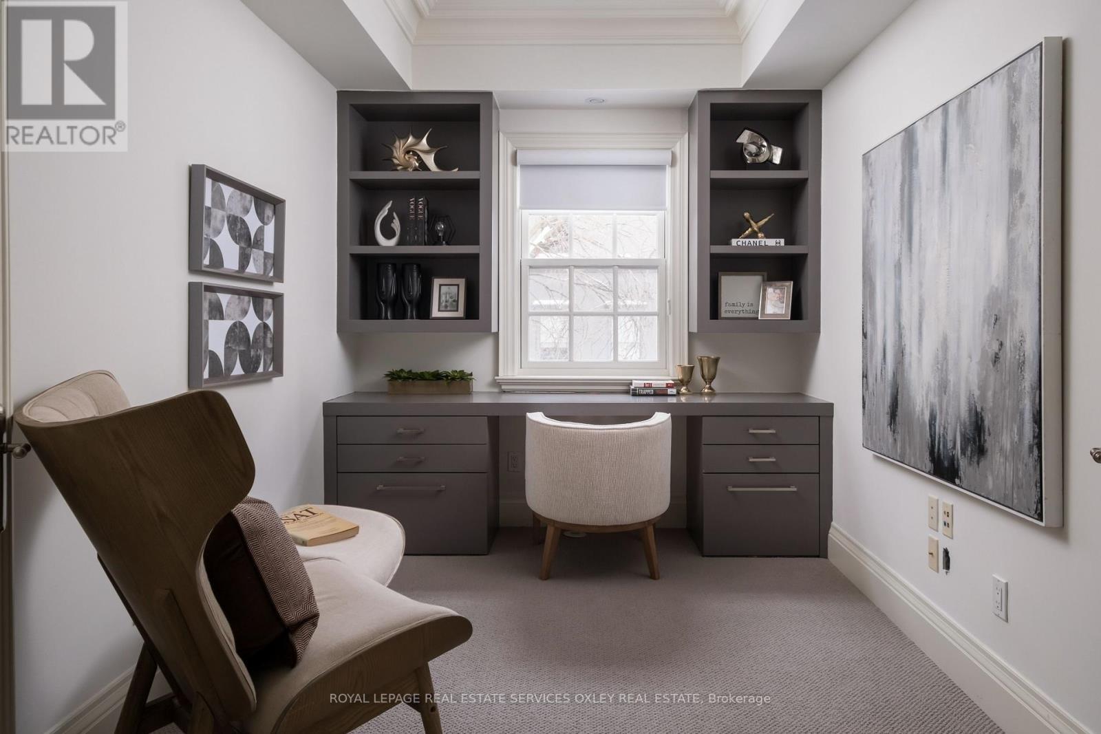 












TH D - 22 BIRCH AVENUE

,
Toronto,




Ontario
M4V1C8

