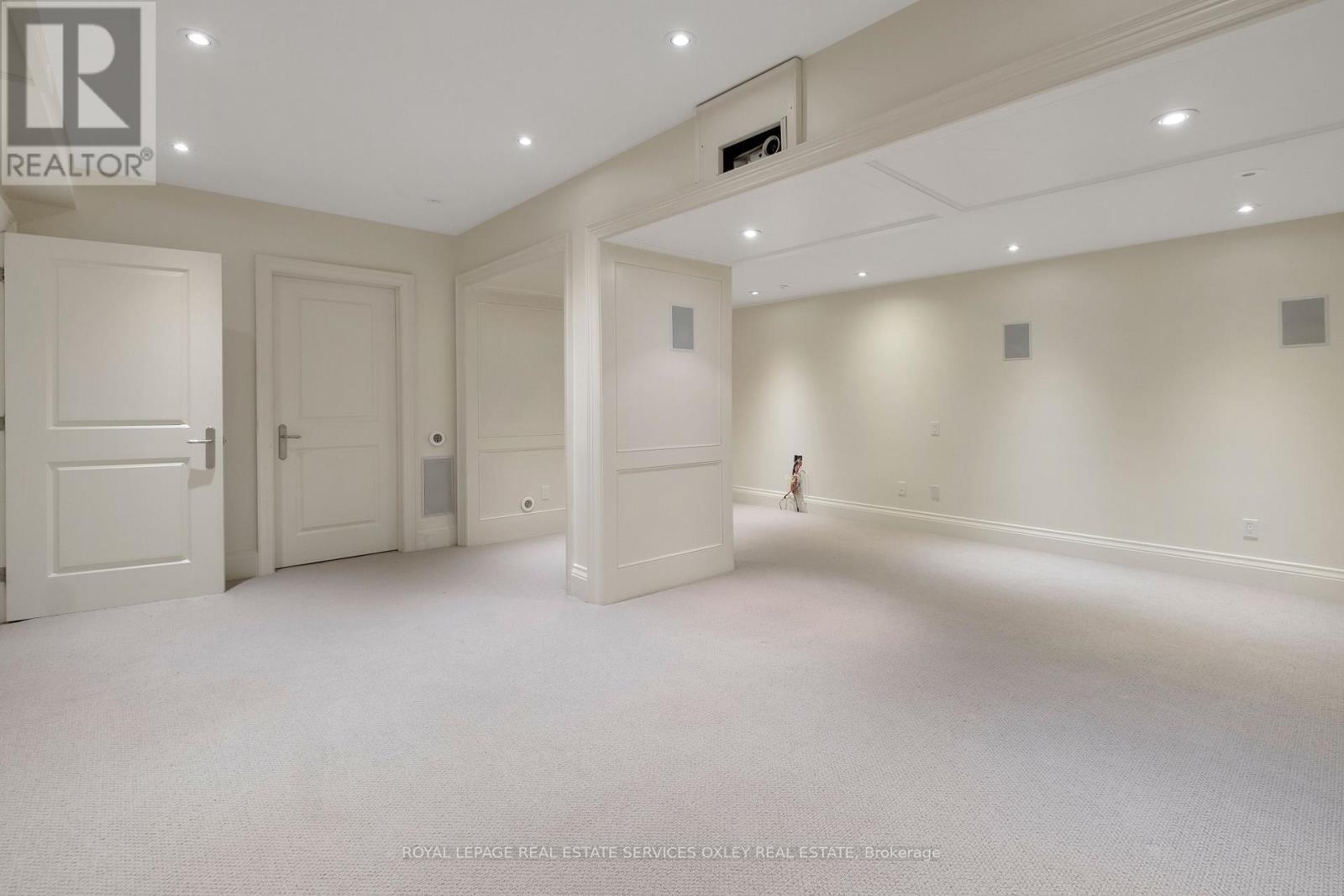 












TH D - 22 BIRCH AVENUE

,
Toronto,




Ontario
M4V1C8

