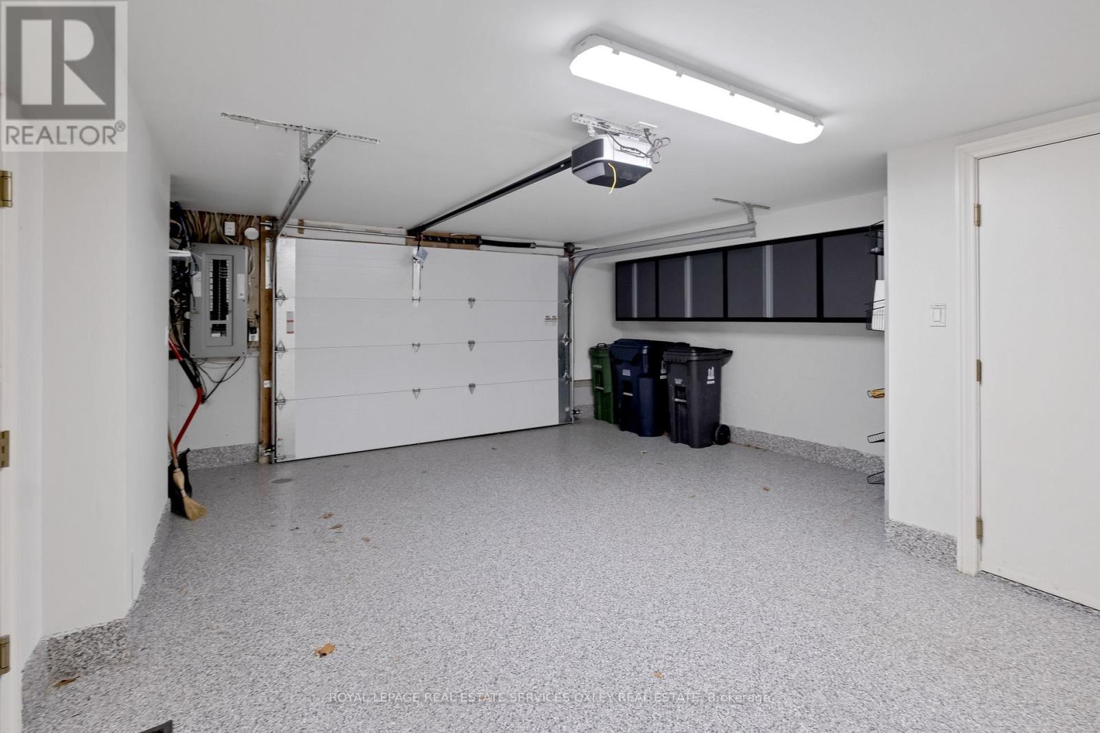 












TH D - 22 BIRCH AVENUE

,
Toronto,




Ontario
M4V1C8

