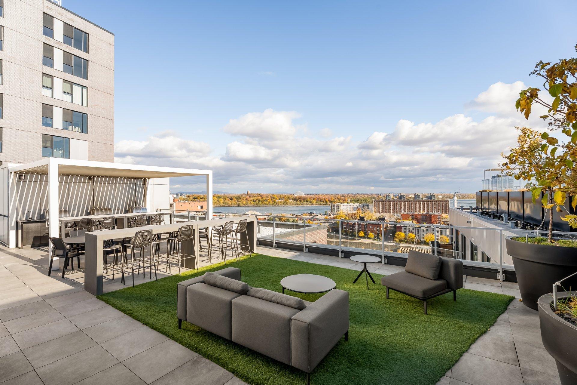 









1150


Boul. René-Lévesque E.

, 722,
Montréal (Ville-Marie),




QC
H9B1X7

