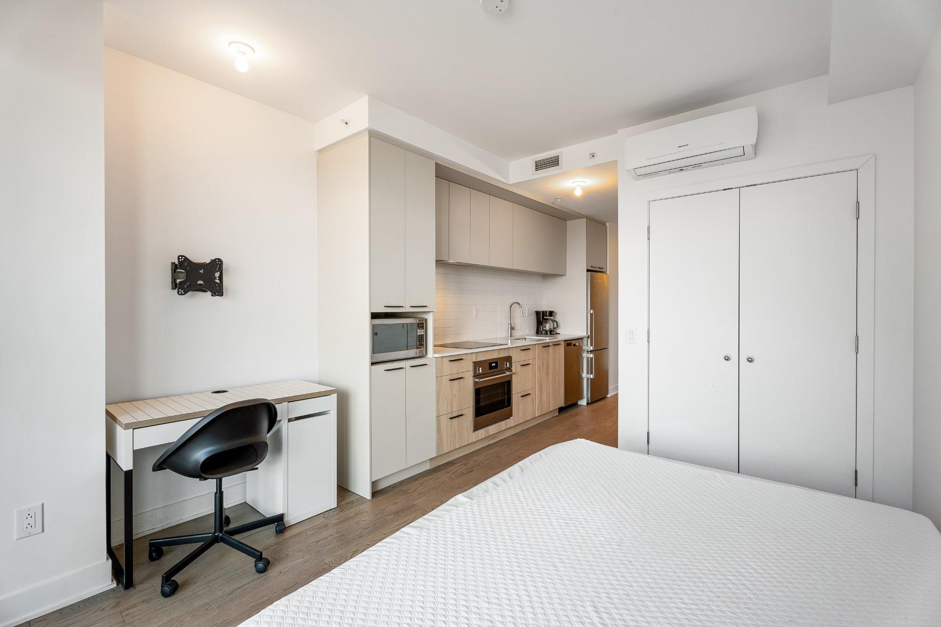 









1150


Boul. René-Lévesque E.

, 722,
Montréal (Ville-Marie),




QC
H9B1X7

