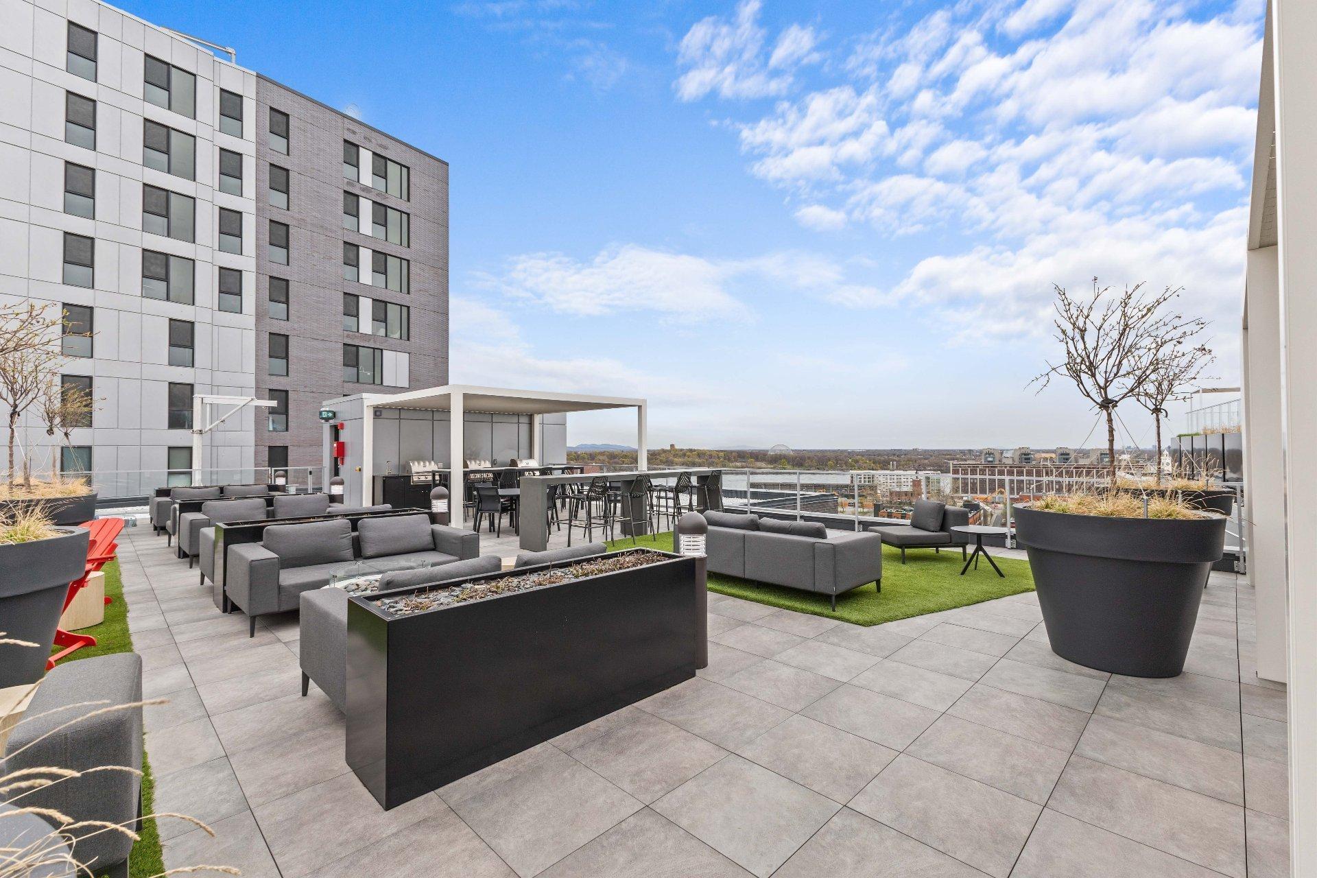 









1220


Boul. René-Lévesque E.

, 106,
Montréal (Ville-Marie),




QC
H2L0J7

