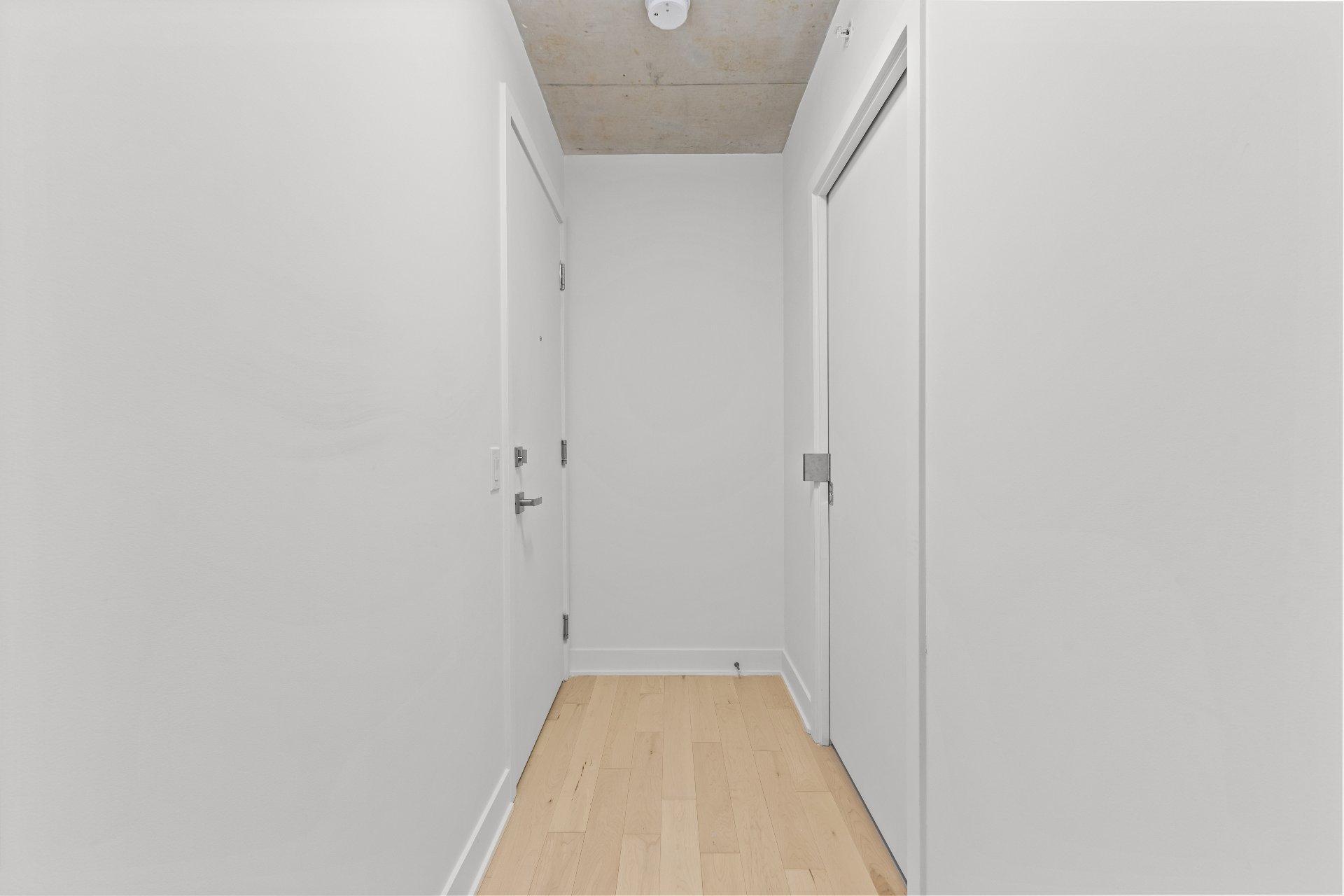 









1220


Boul. René-Lévesque E.

, 106,
Montréal (Ville-Marie),




QC
H2L0J7

