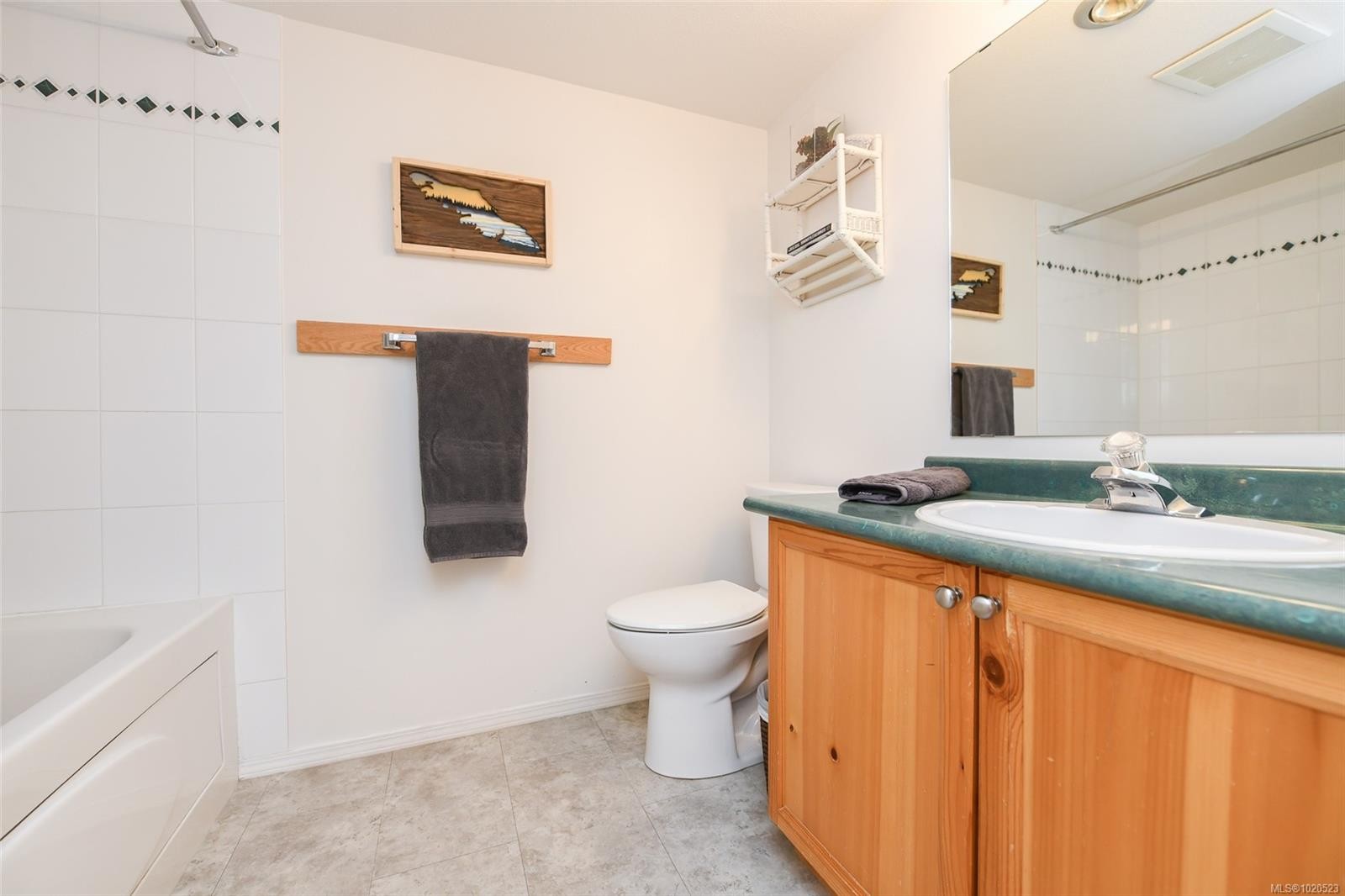 









1320


Henry

Rd, 217,
Courtenay,




BC
V9J 1L0

