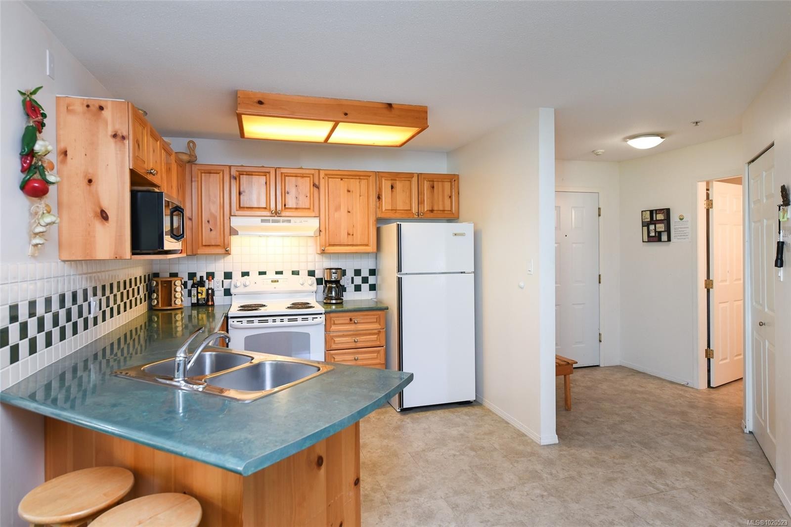 









1320


Henry

Rd, 217,
Courtenay,




BC
V9J 1L0

