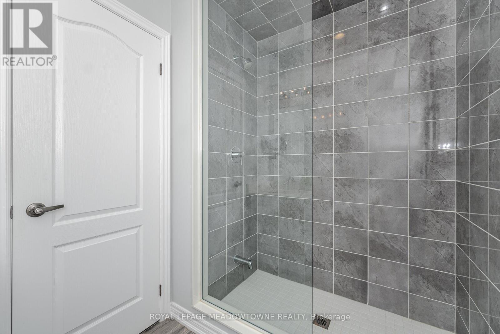 












68 AMARILLO ROAD

,
Brampton,




Ontario
L6R4A5

