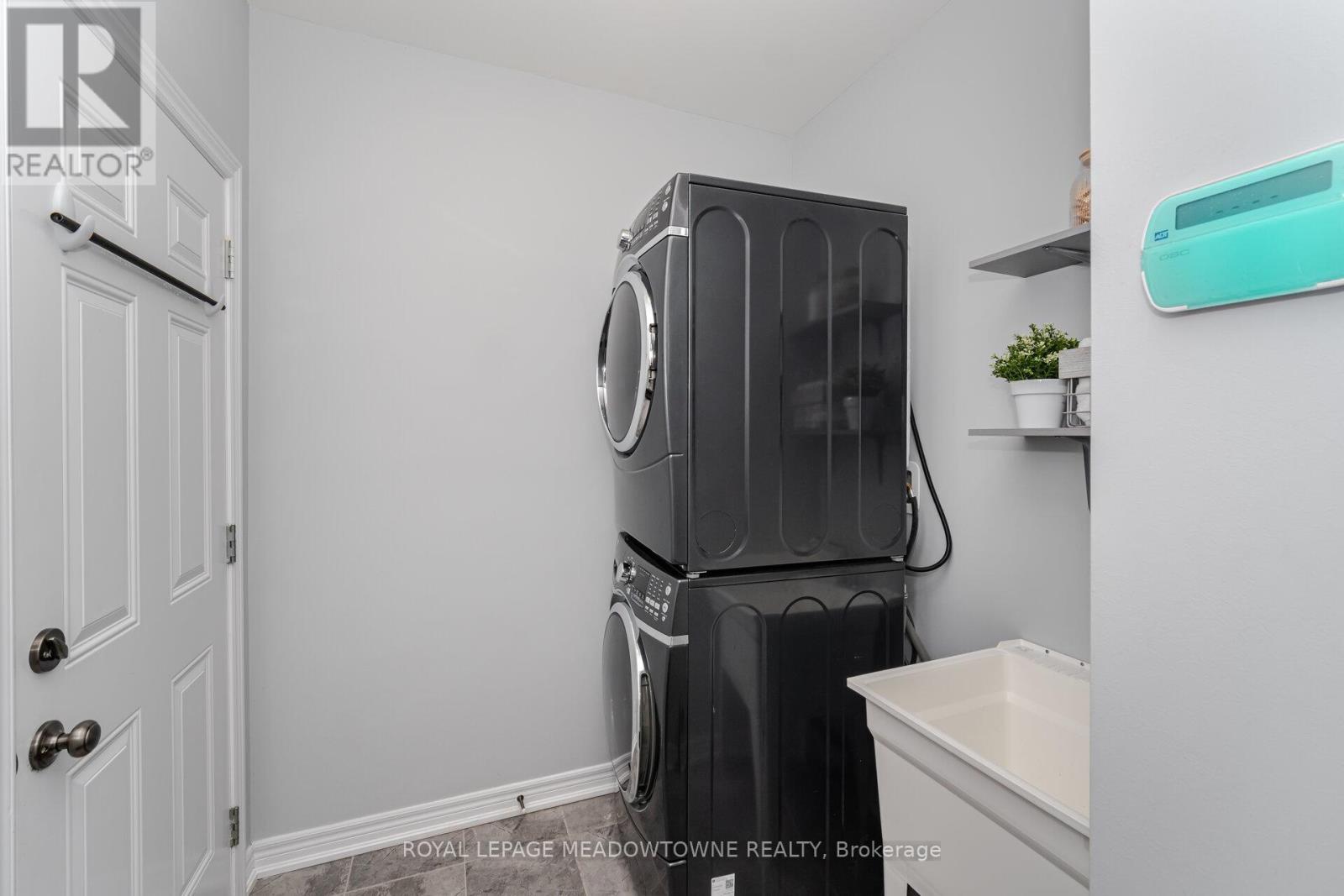 












68 AMARILLO ROAD

,
Brampton,




Ontario
L6R4A5

