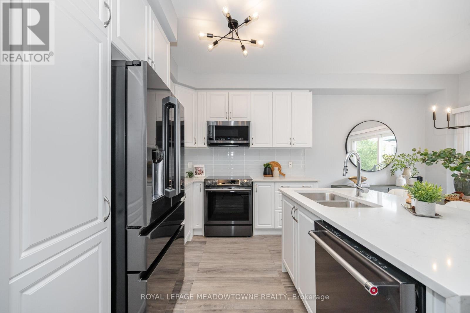 












68 AMARILLO ROAD

,
Brampton,




Ontario
L6R4A5

