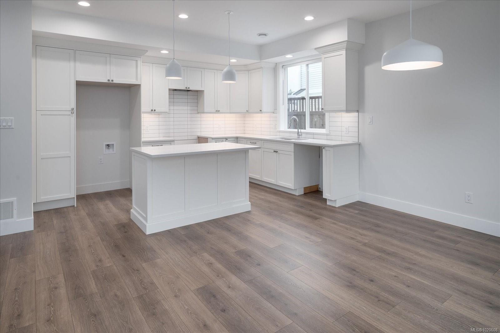 









4544


Suncrest

Rd,
Nanaimo,




BC
V9T 0M6

