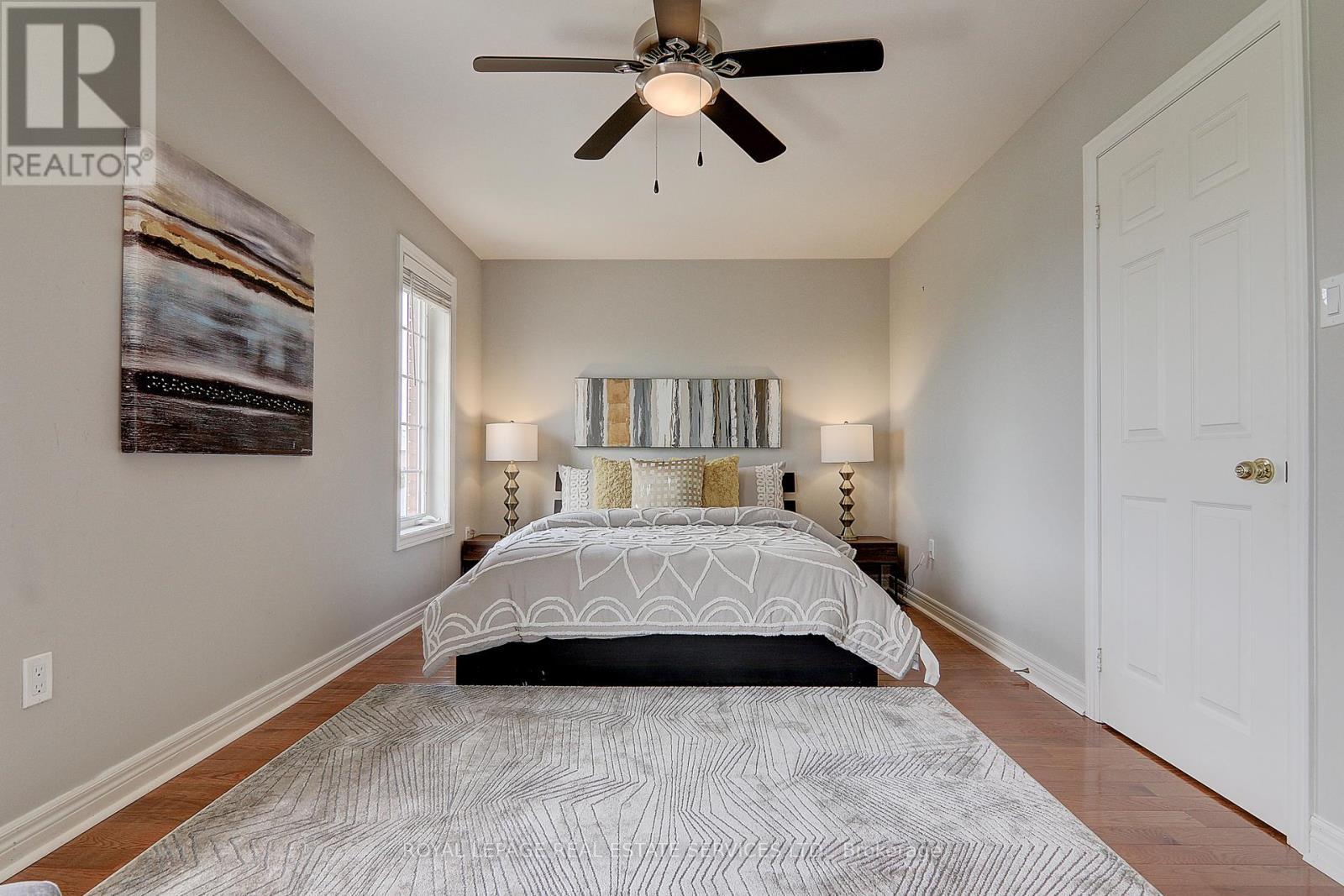 












206 ROXTON ROAD

,
Oakville,




Ontario
L6H6M8

