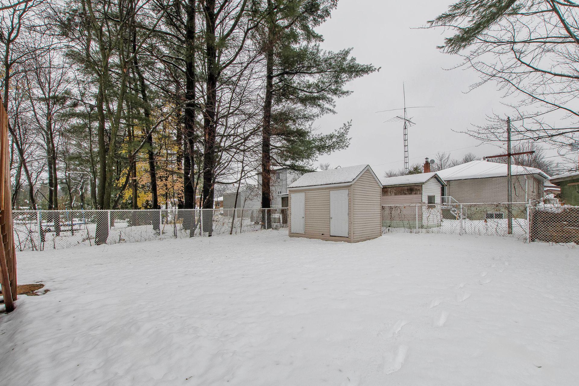 









1493

 - 1595


Av. Rawlinson

,
Mascouche,




QC
J7K1X5

