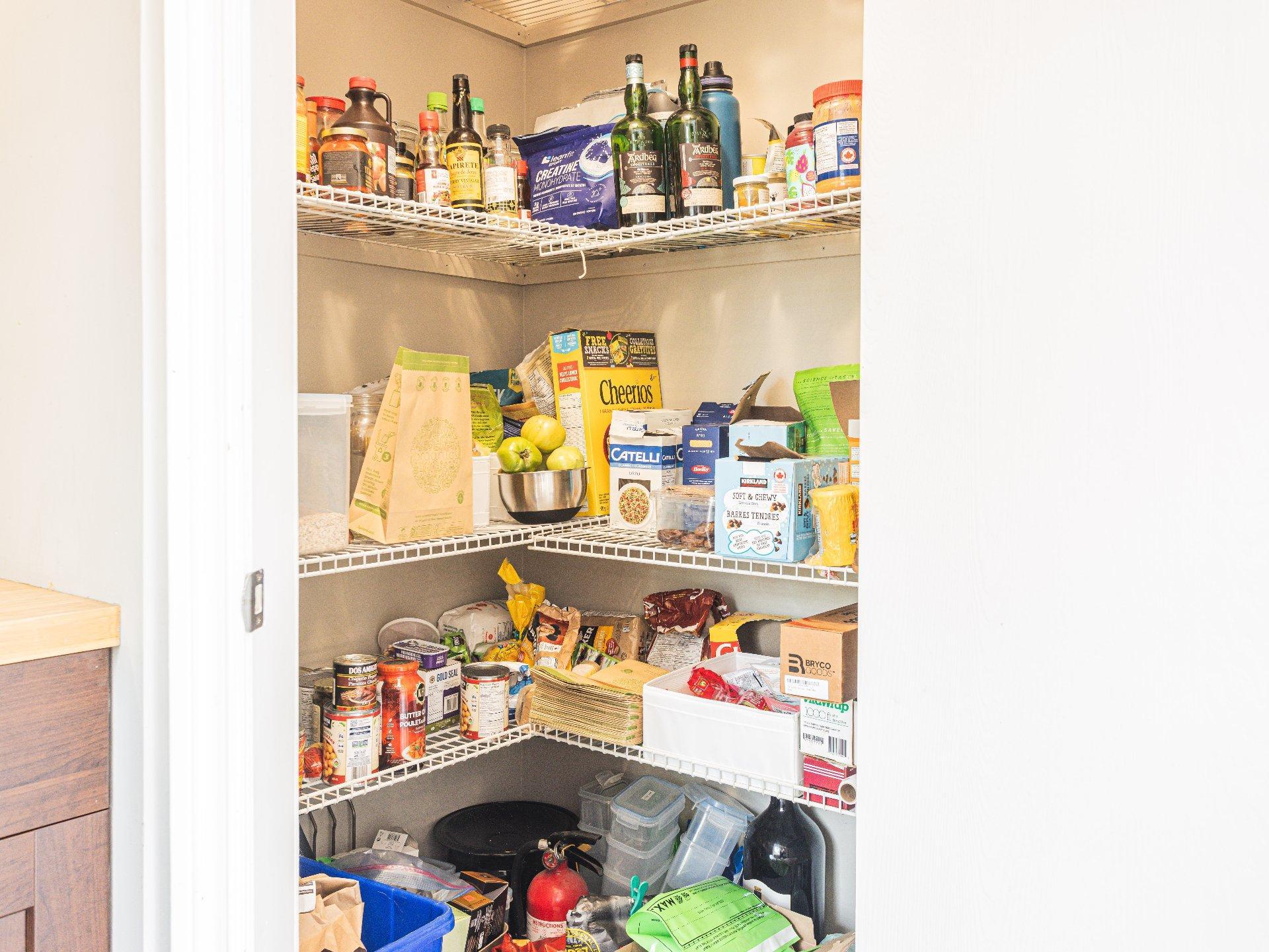 









1733Z


Mtée Harwood

,
Saint-Lazare,




QC
J7T2N3

