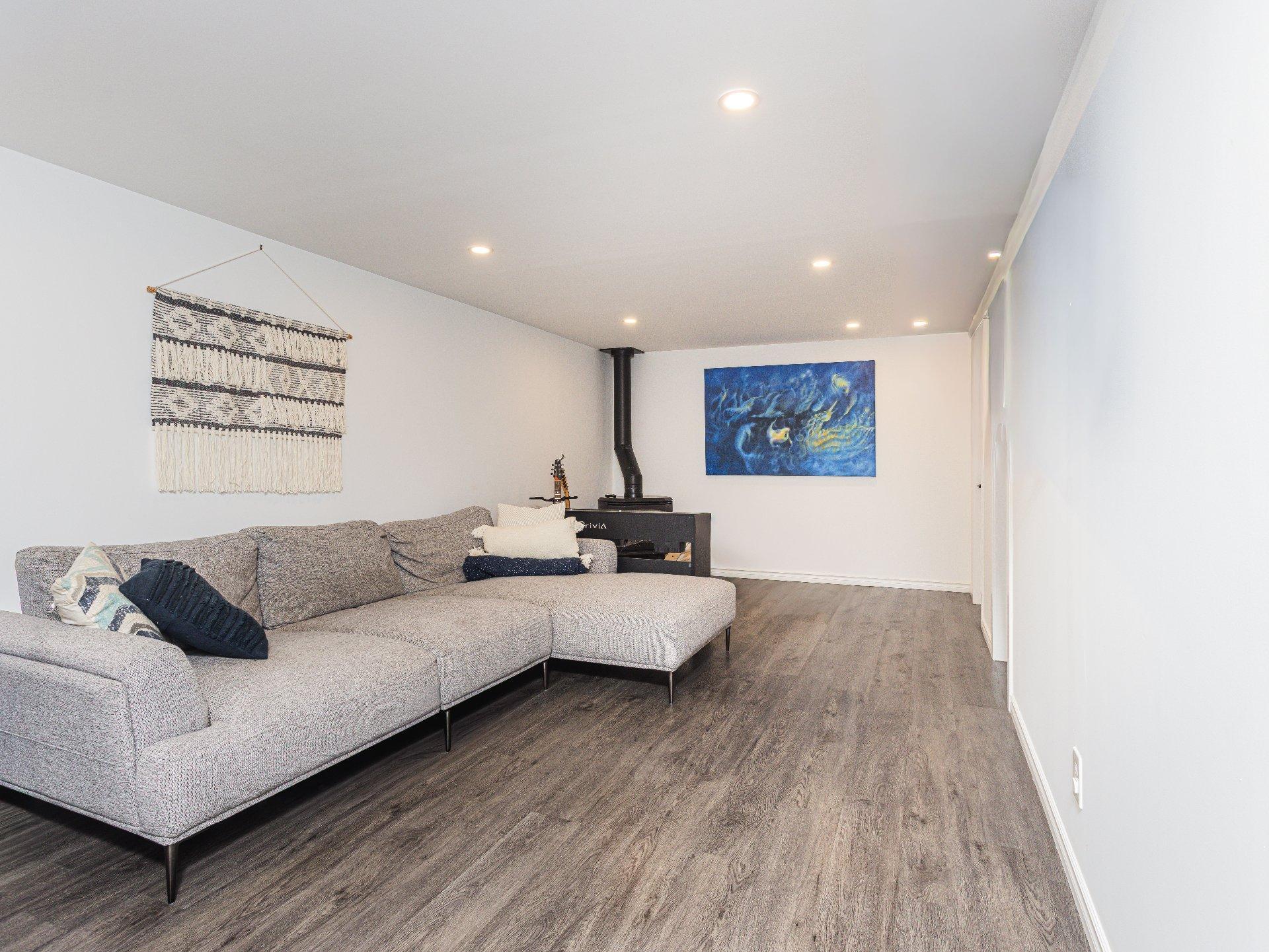 









1733Z


Mtée Harwood

,
Saint-Lazare,




QC
J7T2N3

