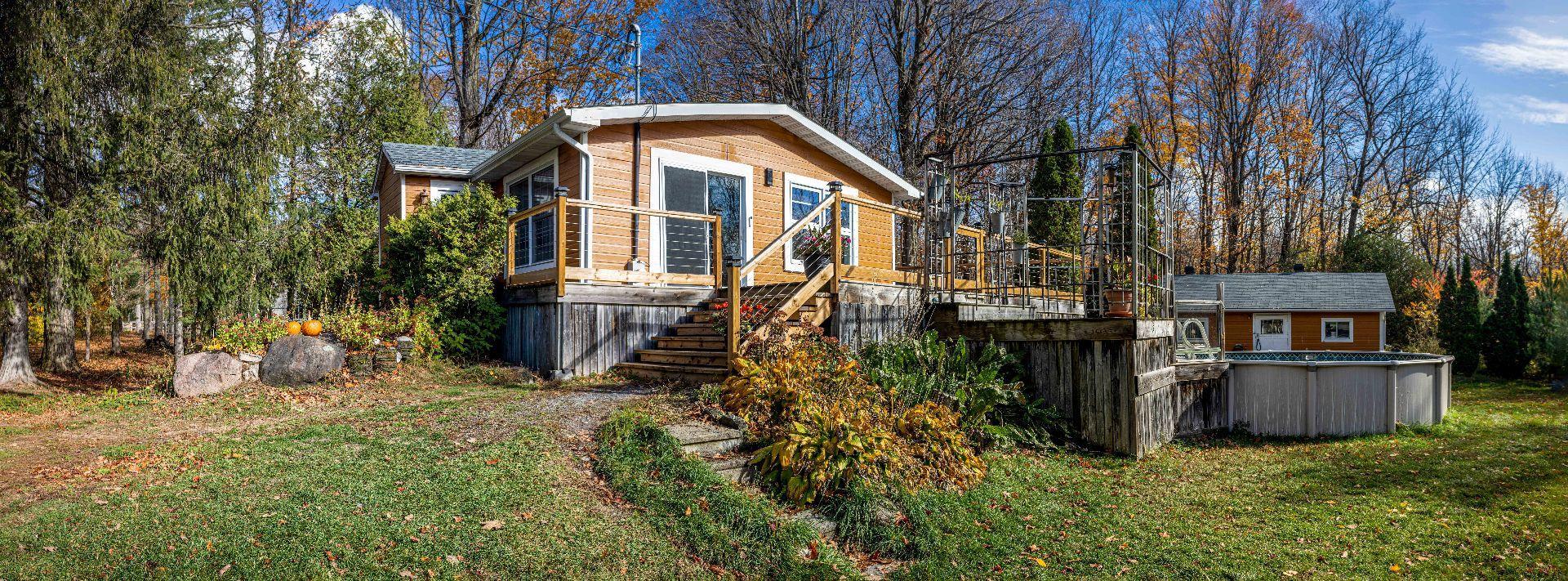 









1733Z


Mtée Harwood

,
Saint-Lazare,




QC
J7T2N3

