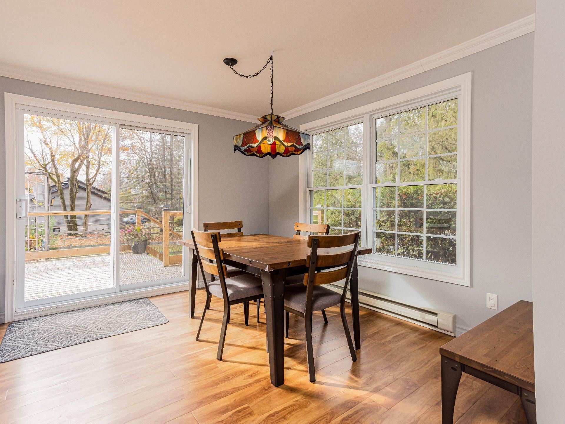 









1733Z


Mtée Harwood

,
Saint-Lazare,




QC
J7T2N3

