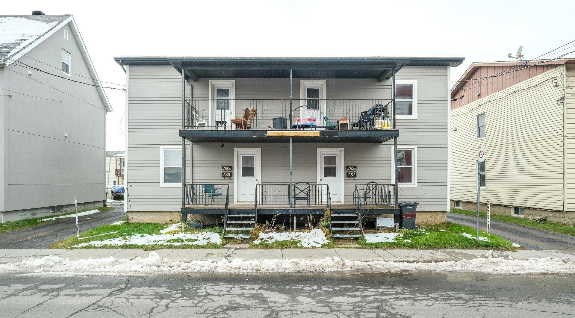 









280

 - 282


Rue Cousins N.

,
Saint-Jean-sur-Richelieu,




QC
J3B5T2

