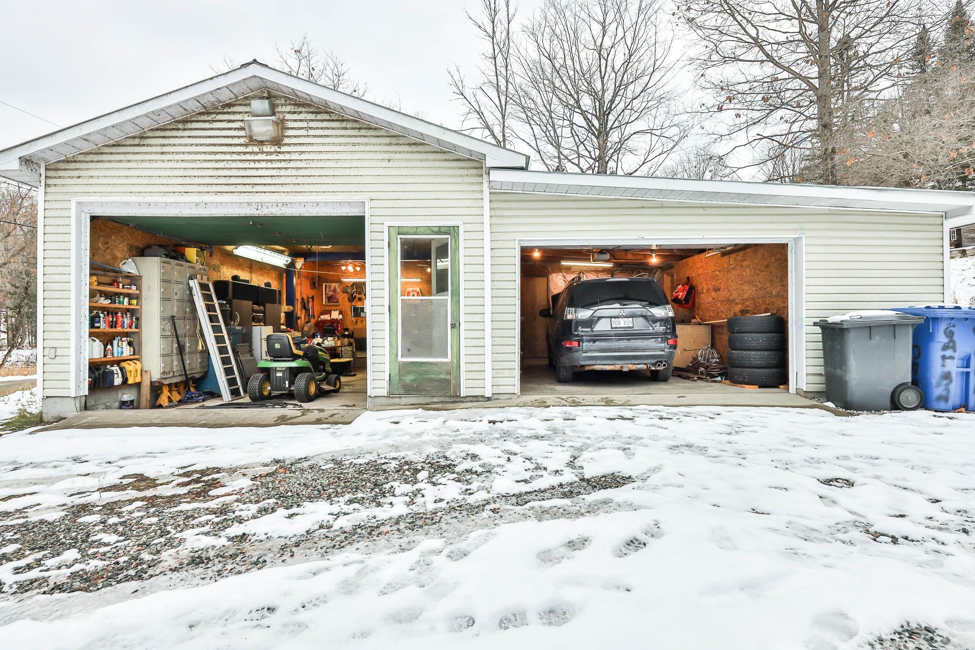 









405


Ch. de la Rivière-Blanche

,
Mayo,




QC
J8L4K5

