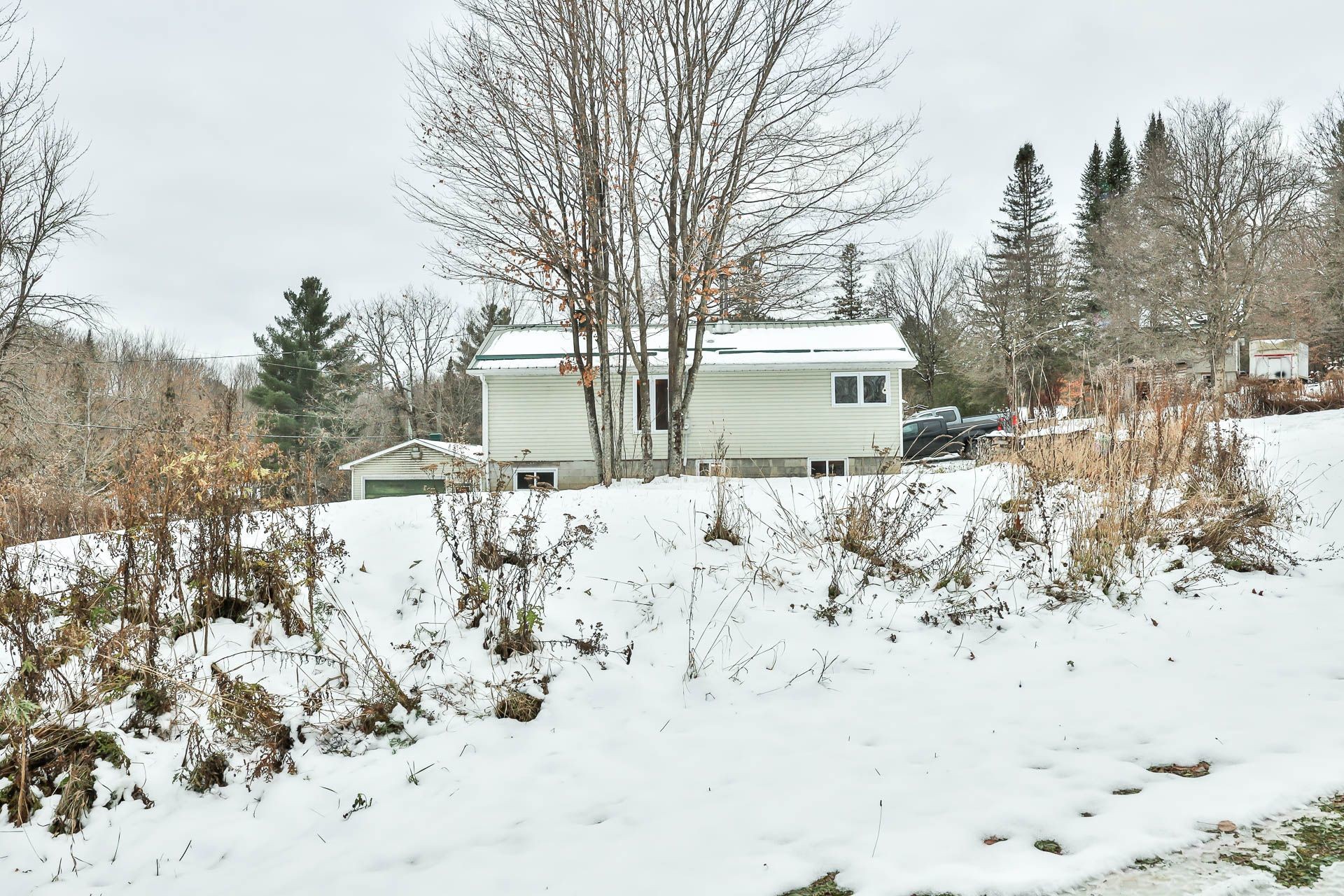 









405


Ch. de la Rivière-Blanche

,
Mayo,




QC
J8L4K5

