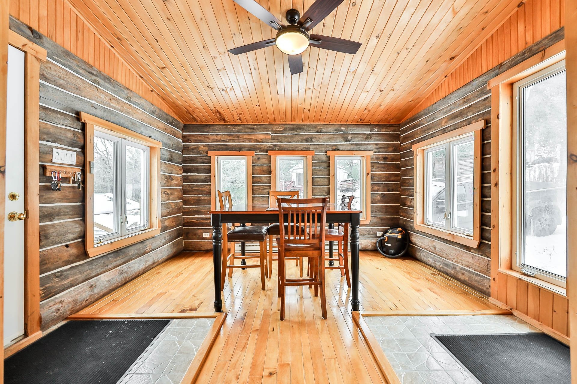 









405


Ch. de la Rivière-Blanche

,
Mayo,




QC
J8L4K5

