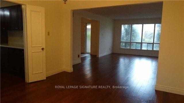 









10


Teagarden

Court,
Toronto,




ON
M2N 5Z9

