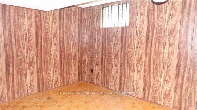 









10


Teagarden

Court,
Toronto,




ON
M2N 5Z9

