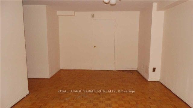 









10


Teagarden

Court,
Toronto,




ON
M2N 5Z9

