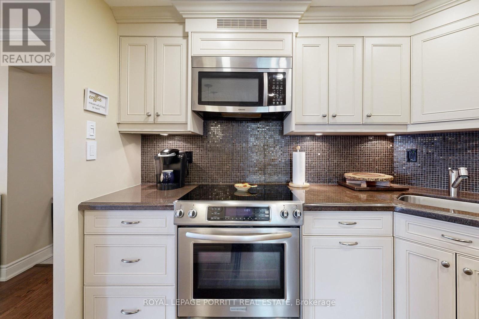 












#2005 - 1400 DIXIE ROAD

,
Mississauga,




Ontario
L5E3E1

