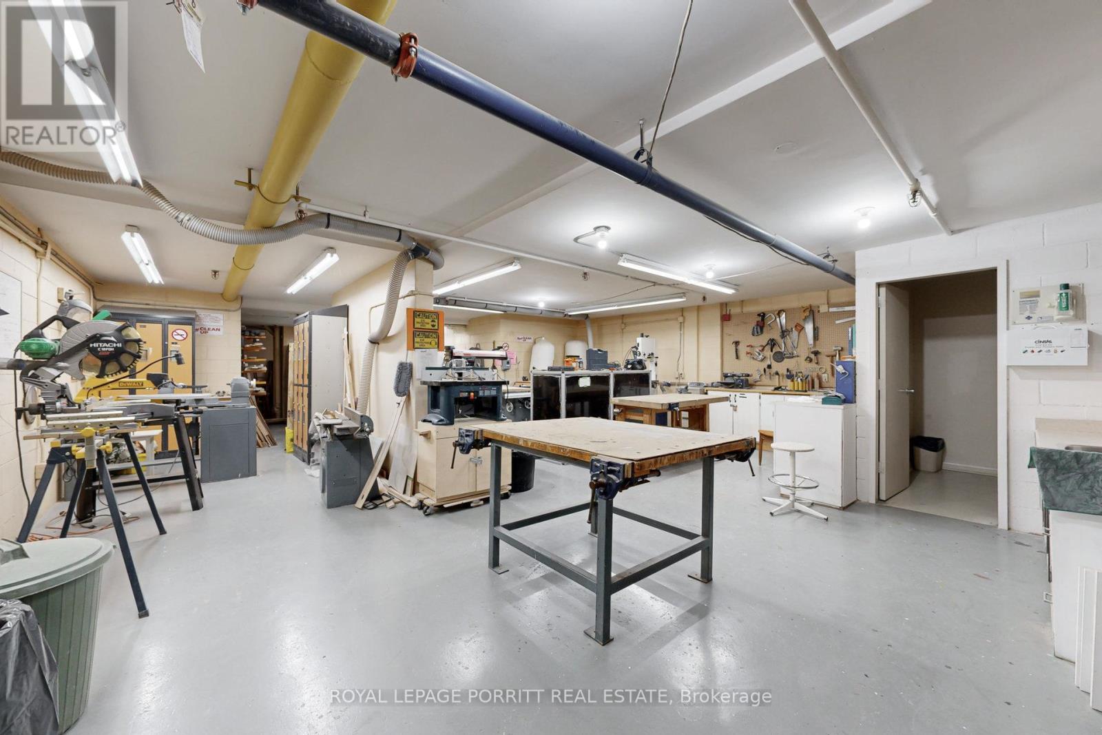 












#2005 - 1400 DIXIE ROAD

,
Mississauga,




Ontario
L5E3E1

