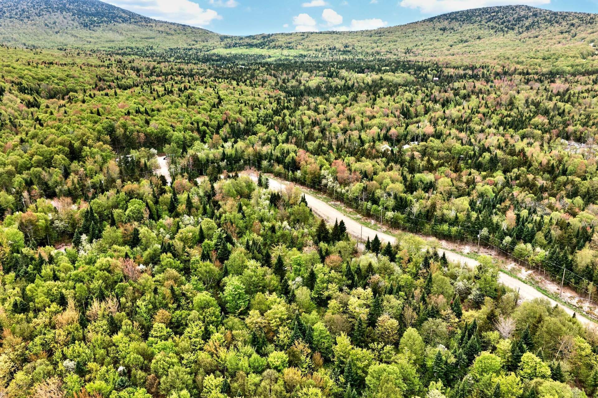 









53


Ch. du Mélèze

,
Notre-Dame-des-Bois,







QC
J0B2E0

