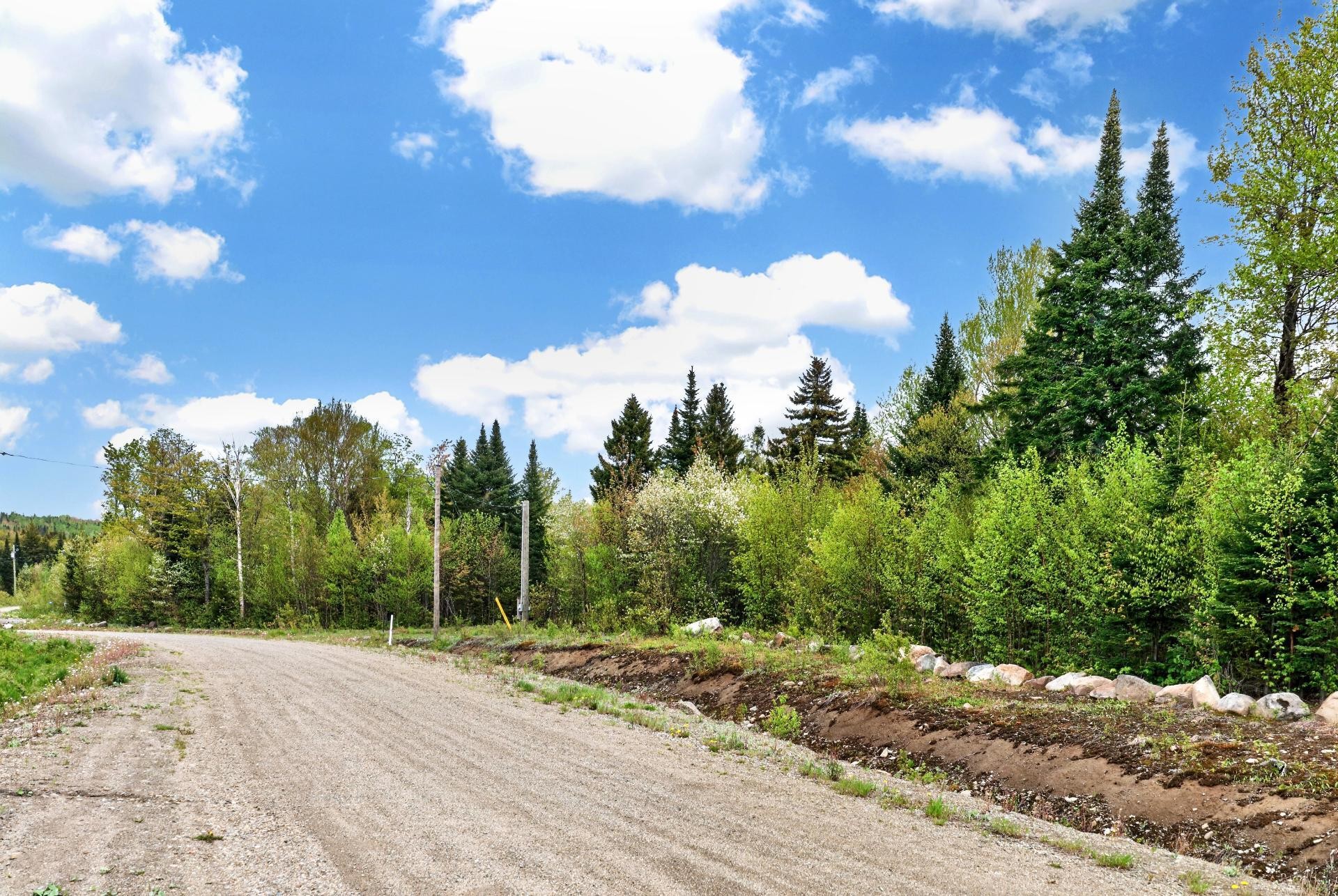 









53


Ch. du Mélèze

,
Notre-Dame-des-Bois,







QC
J0B2E0

