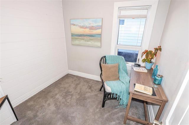 









915


Garwood

AVE,
Winnipeg,




MB
R3M 1M7

