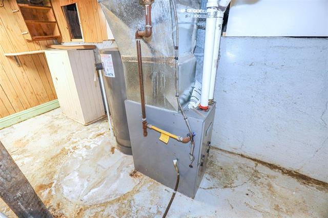 









915


Garwood

AVE,
Winnipeg,




MB
R3M 1M7

